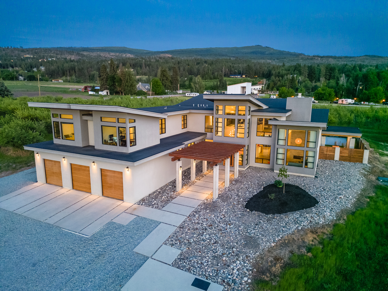 4380 Wallace Hill Road, Kelowna Property Listing